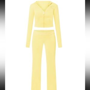 Fine girl Y2K Yellow Women's Yoga Tracksuit/Set